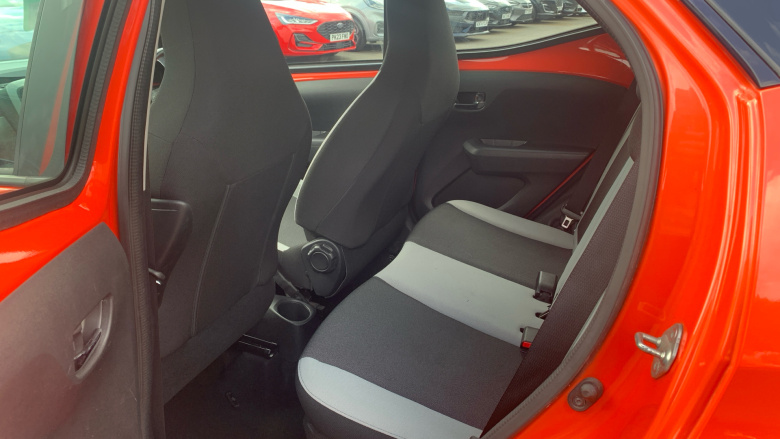 Toyota Aygo 1.0 VVT-i X-Play 5dr Petrol Hatchback
